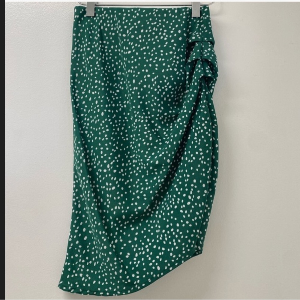Code x Mode green polka dot skirt satin